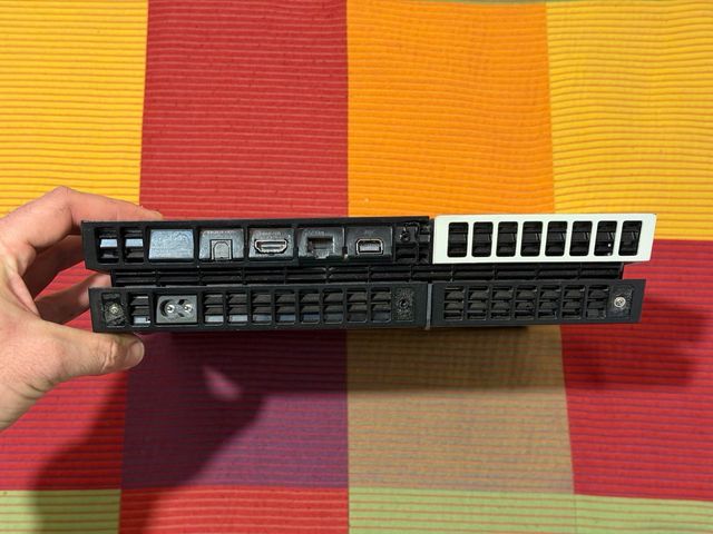 PS4 Fat 1TB v9.0 + Mando + Pincho Goldhen ESP32