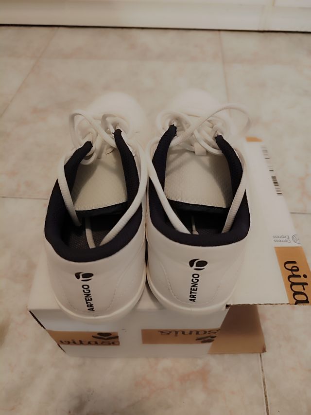 Zapatillas Unisex Talla 41 Blancas