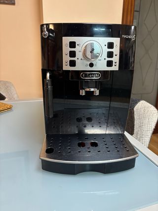 Cafetera DeLonghi Magnifica
