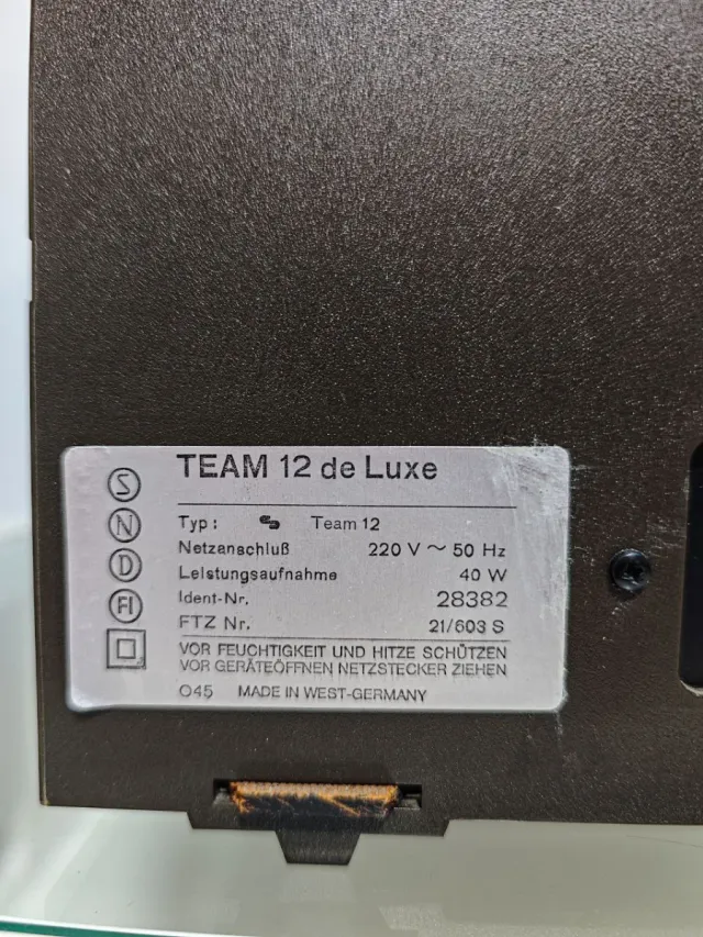 Schneider TEAM 12 de Luxe – equipe HiFi vintage