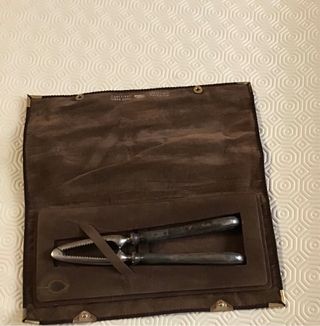 Schiaccianoci in argento con custodia originale