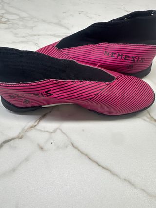 Zapatillas multitacos Adidas Nemeziz Talla 1.5