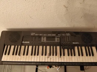 Piano eléctrico Alesis Melody 61