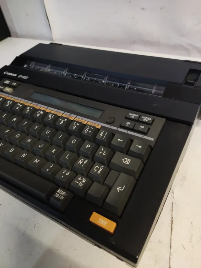 Macchina da scrivere elettronica Canon S-90