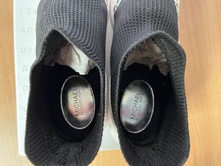 Zapatillas Michael Kors Negras y Blancas