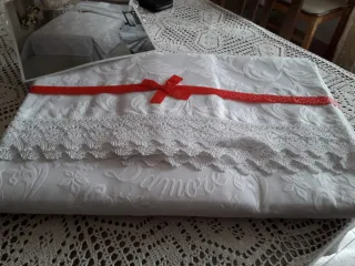 Copriletto bianco in cotone Lavorato con pizzo