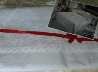 Copriletto bianco in cotone Lavorato con pizzo