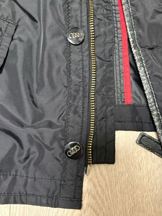 Cazadora/ Parca Audi Negra