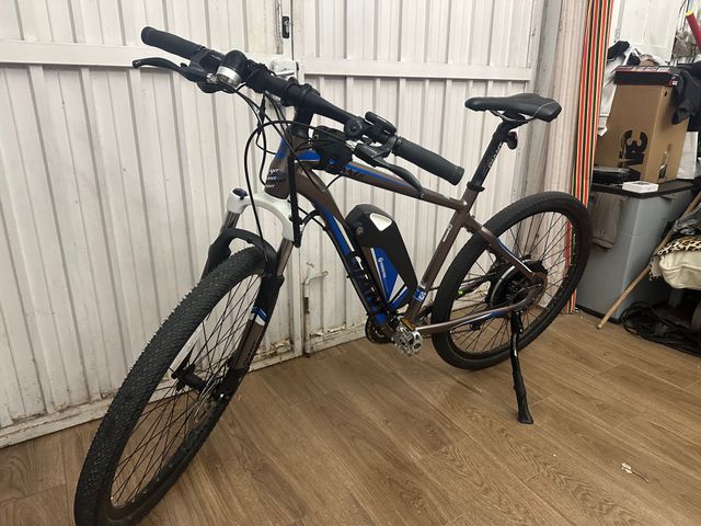 Bicicleta Eléctrica Giant MTB Motor Trasero