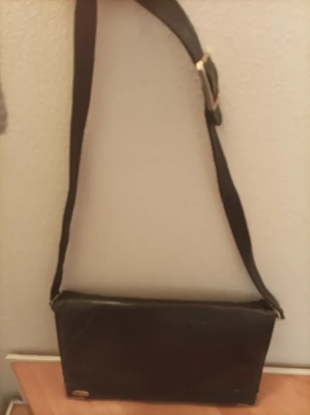 Borsa vintage in pelle nera