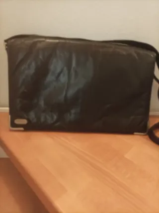 Borsa vintage in pelle nera