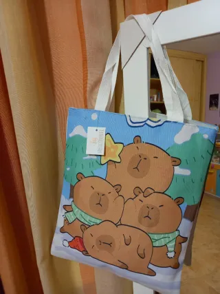 Bolsa de tela con estampado de capibaras