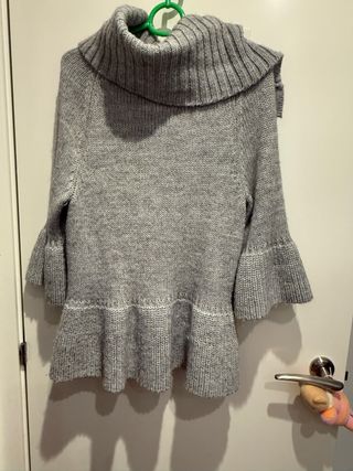 Conjunto de ropa de punto gris