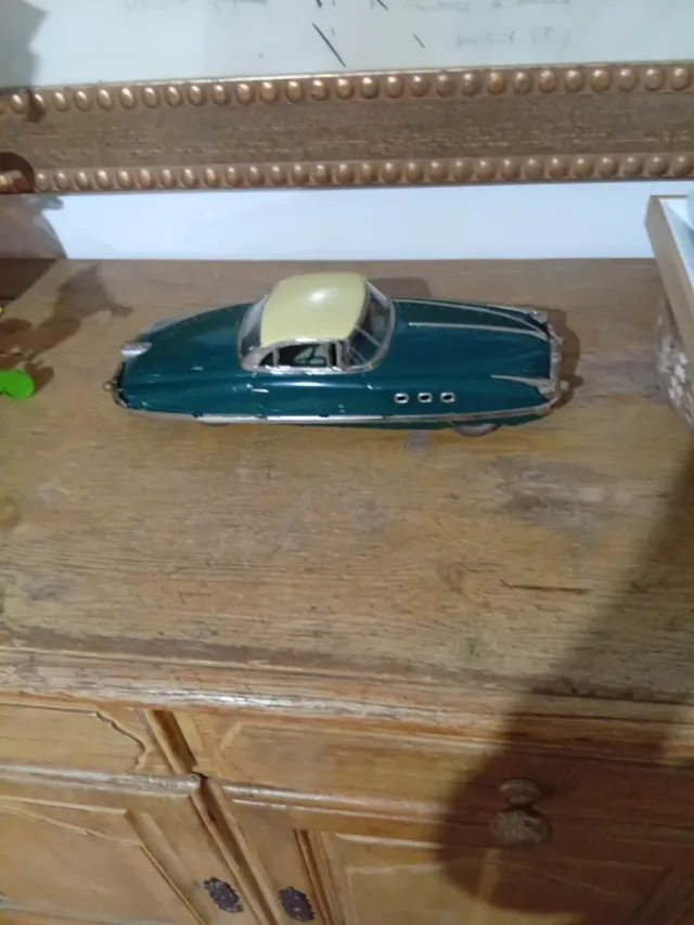 Coche Payá verde y blanco