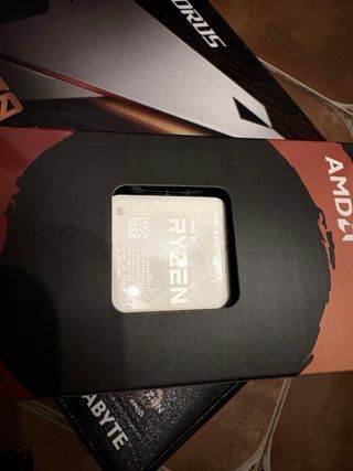 Ryzen 7 5800X + Placa X570 Aorus Pro + 32GB RAM