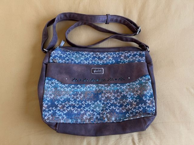Bolso de hombro Gabol estampado floral