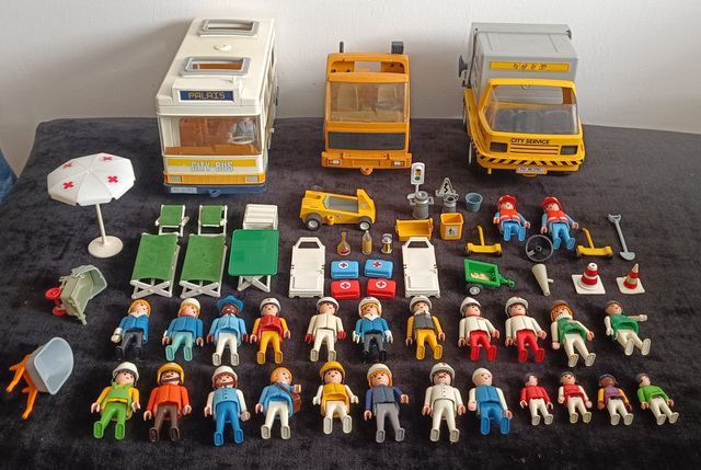 LOTE FIGURAS Y VEHICULOS PLAYMOBIL