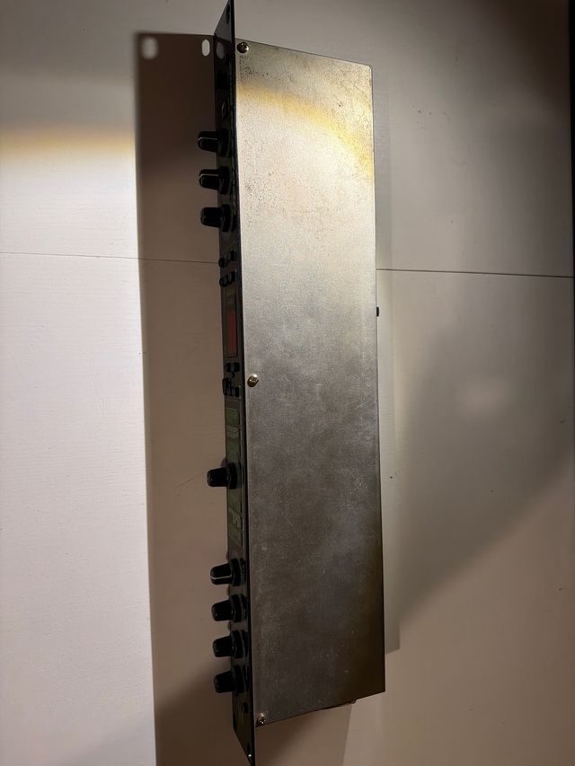 Zoom RFX-2000 Reverb Digital Rack