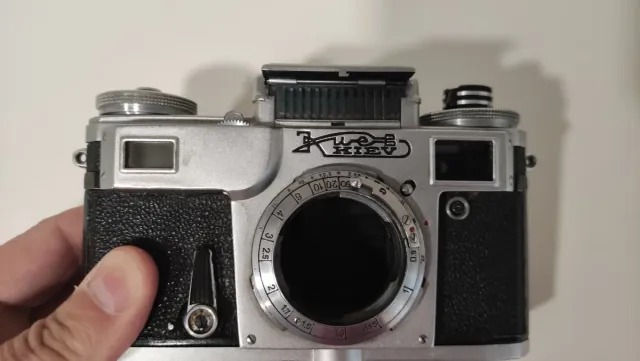 Cuerpo de cámara Kiev .