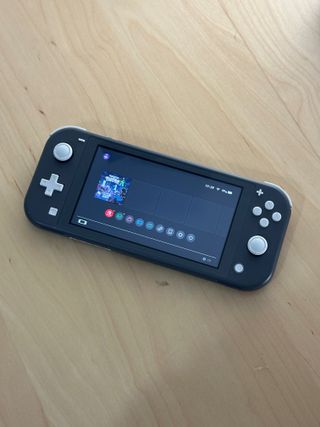 Nintendo Switch Lite Nera + Custodia