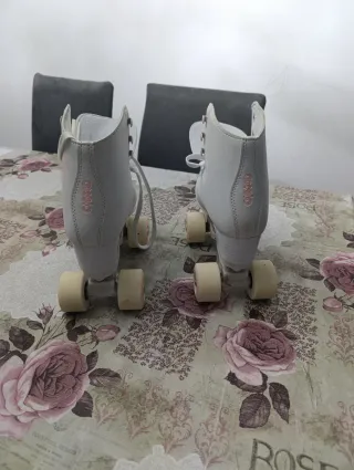 Patines blancos talla 36 marca oxelo