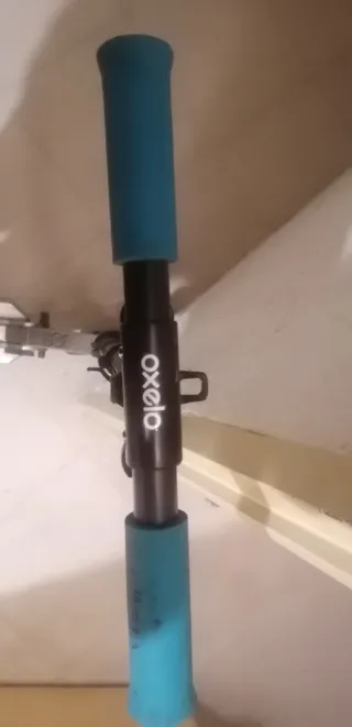 Patinete infantil plateado y azul