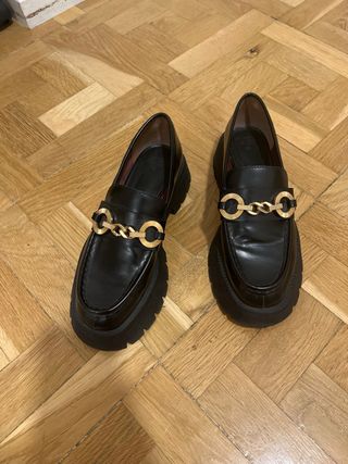 Manoletinas / Zara Plataforma Negra, talla 38