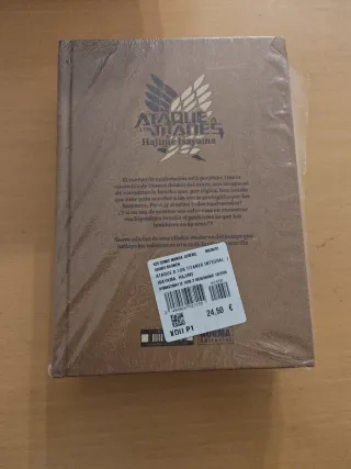 Ataque a los titanes 4 Comic