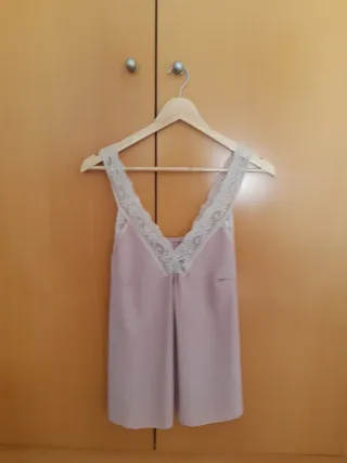 Blusa rosa tirantes encaje