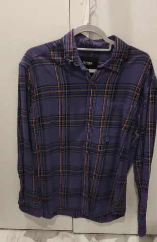 Camisa Pull and bear con estampado