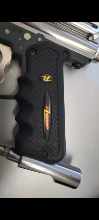 Equipo de paintball EZ GRIP