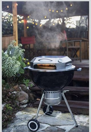 Forno per pizza Kettle Weber