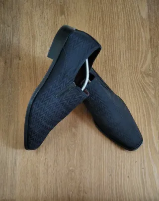 Zapatos italianos de lujo negros