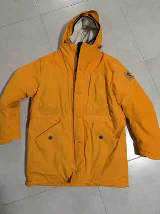Parka Naranja y Amarilla