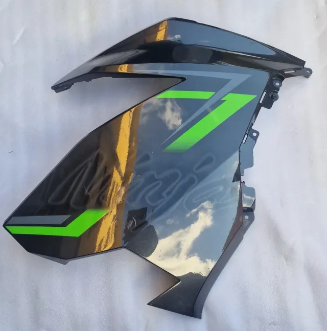 CARENA LATERALE DESTRA KAWASAKI NINJA 400