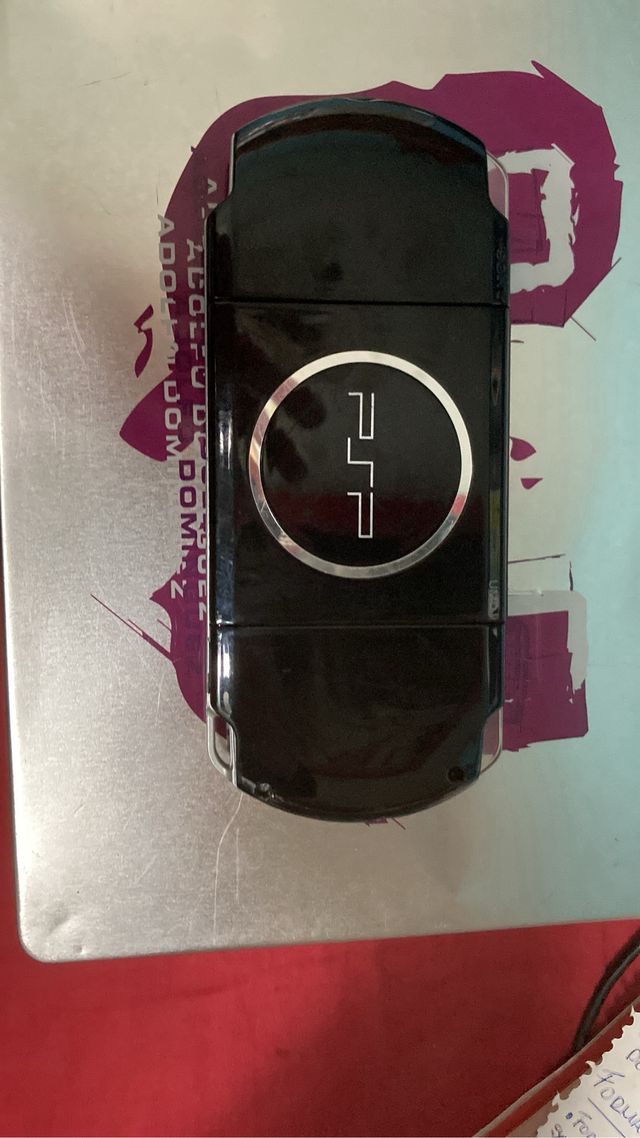 PSP Sony Negra sin cargador