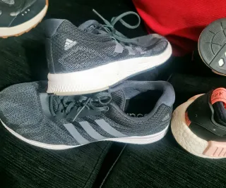 Adidas Bambas Negras y Rosas