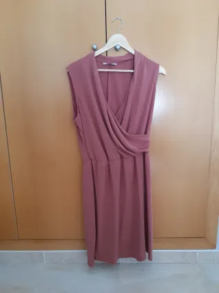 Vestido rosa corto drapeado