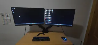 PC Gaming + 2 monitores 165Hz, RX 6600, i3 12100F
