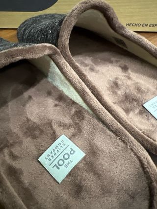 Zapatilla Casa Marrón The Pool Hombre T. 39 y 42