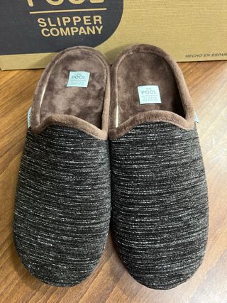 Zapatilla Casa Marrón The Pool Hombre T. 39 y 42