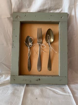 Cornice Shabby Chic con posate