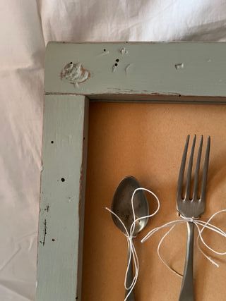 Cornice Shabby Chic con posate