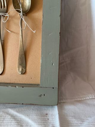 Cornice Shabby Chic con posate