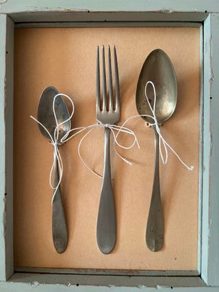 Cornice Shabby Chic con posate