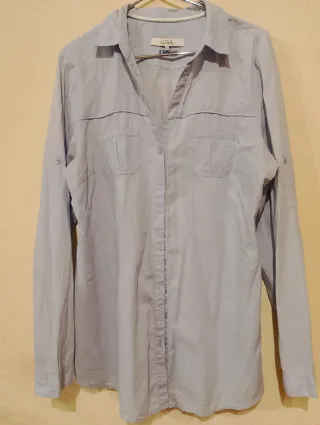 Camisa fina de manga larga azul claro