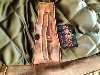 Chaquetón Piel marca Torras interior acolchado