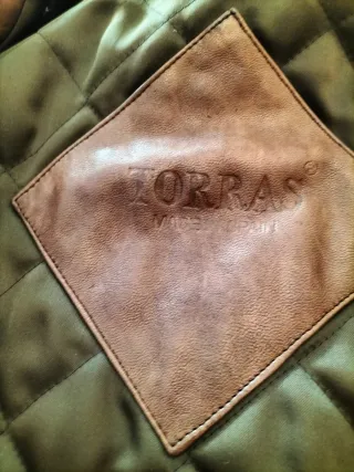 Chaquetón Piel marca Torras interior acolchado