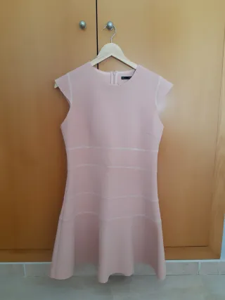 Vestido rosa corto