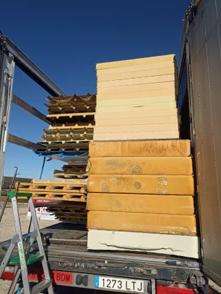 Paneles Sándwich Aislamiento